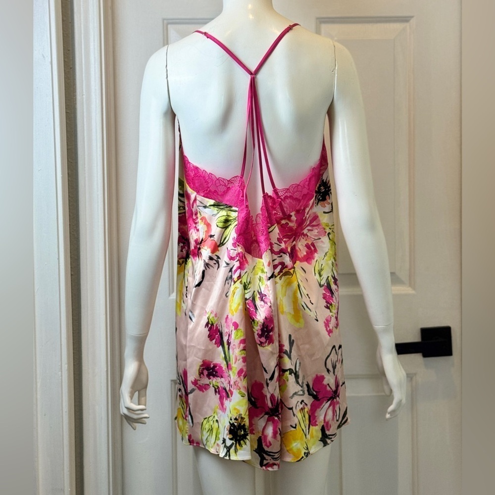 Cacique Floral Satin Barn Robe Set with Pink and Green Accents Size 14/16 F3